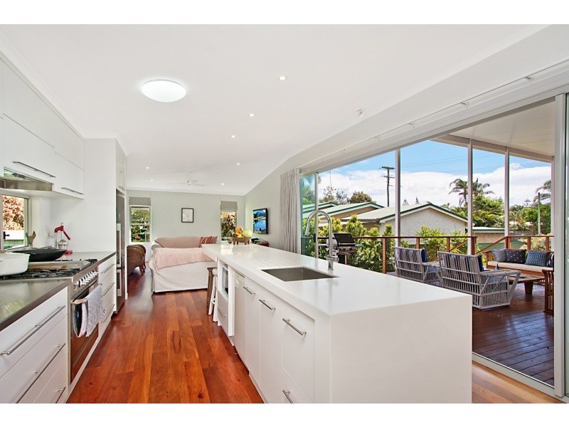 18 Beach Avenue, South Golden Beach NSW 2483