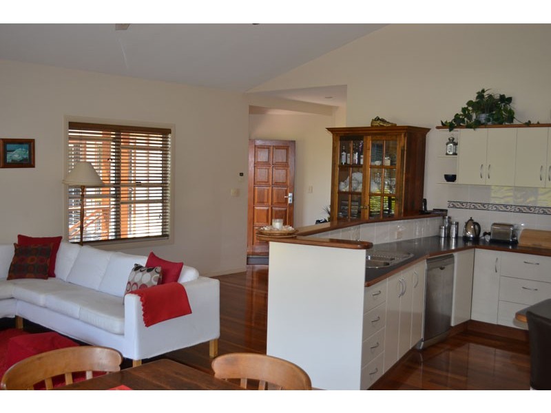22 Flinders Way, Ocean Shores NSW 2483