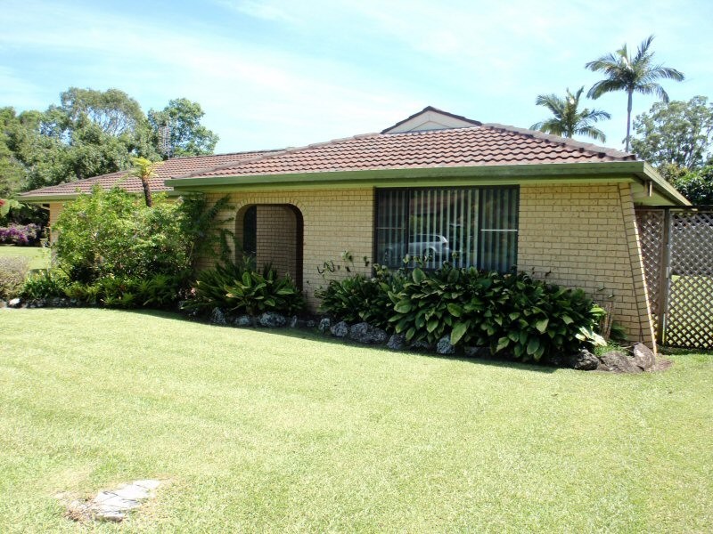 50 Narooma Drive, Ocean Shores NSW 2483