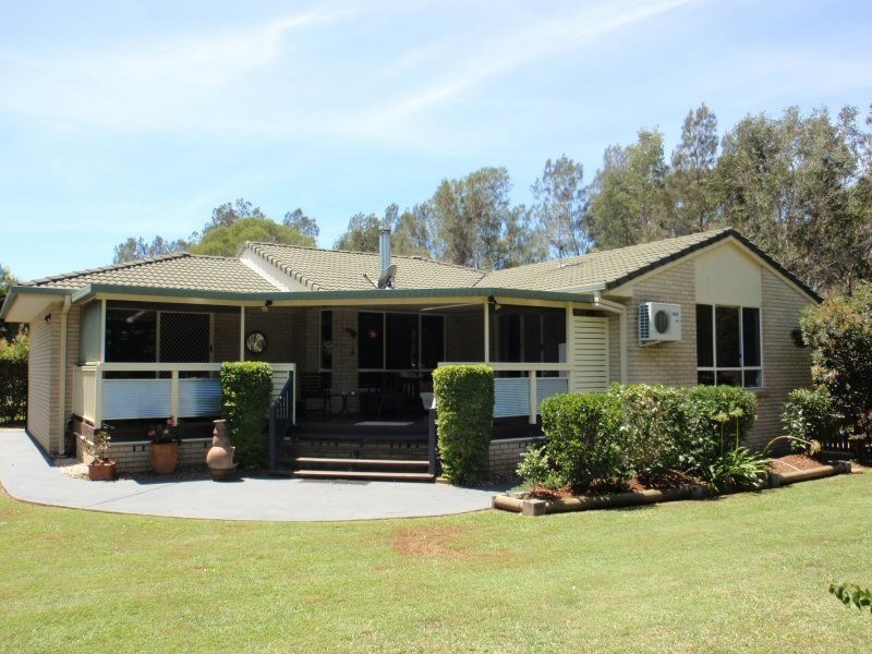 14 Terrara Court, Ocean Shores NSW 2483