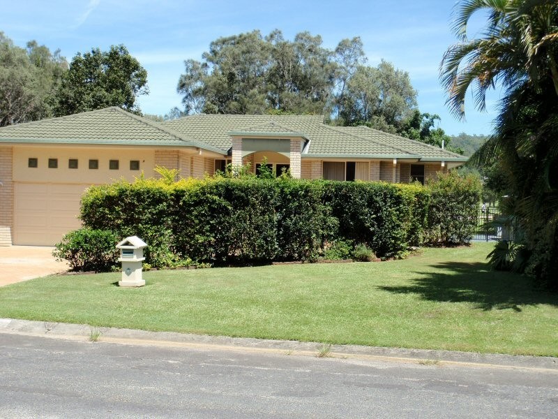 14 Terrara Court, Ocean Shores NSW 2483