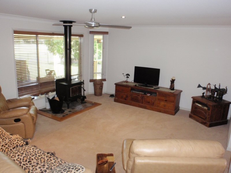 14 Terrara Court, Ocean Shores NSW 2483