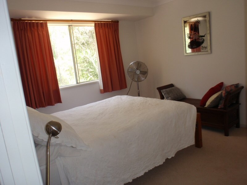 14 Terrara Court, Ocean Shores NSW 2483