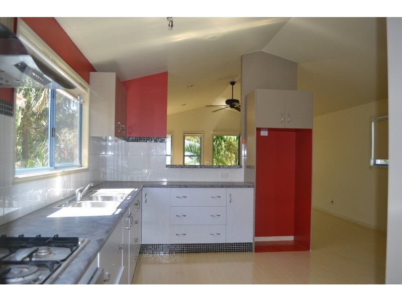 7 Beach Avenue, South Golden Beach NSW 2483