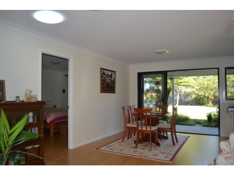 44 Kallaroo Circuit, Ocean Shores NSW 2483