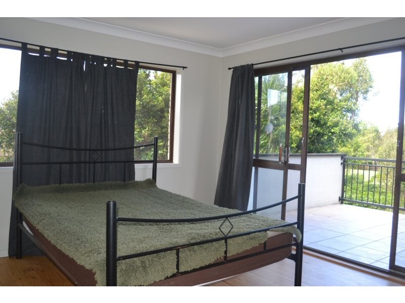 70 Balemo Drive, Ocean Shores NSW 2483