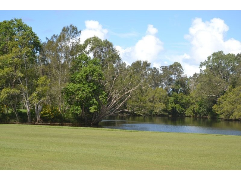 70 Balemo Drive, Ocean Shores NSW 2483