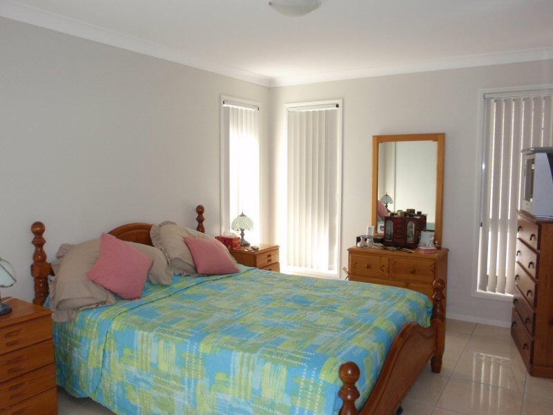 7 Miram Place, Ocean Shores NSW 2483