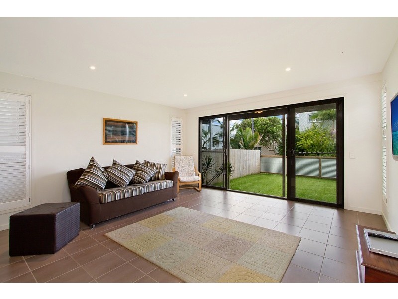 1 Beach Avenue, South Golden Beach NSW 2483