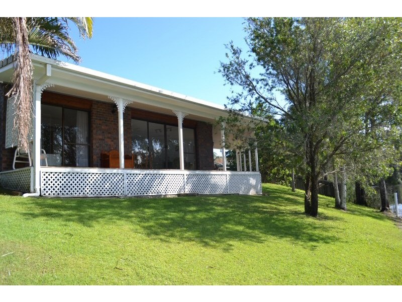 10 Larelar Court, Ocean Shores NSW 2483