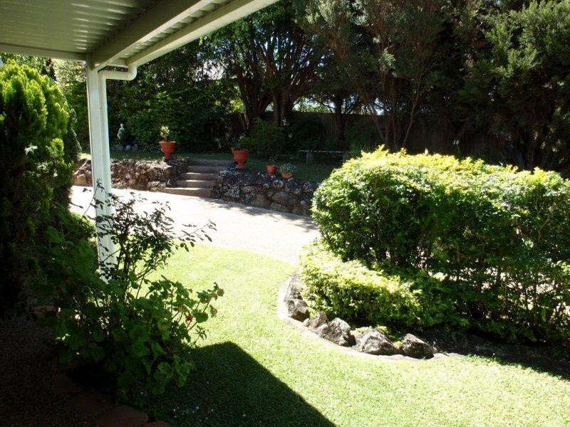 11 Tongarra Drive, Ocean Shores NSW 2483