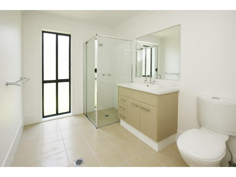 15 Boondoon Crescent, Ocean Shores NSW 2483