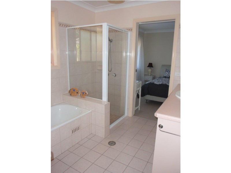 4/10 Balemo Drive, Ocean Shores NSW 2483