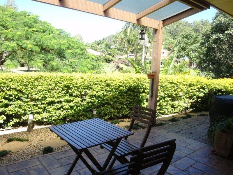 4/10 Balemo Drive, Ocean Shores NSW 2483