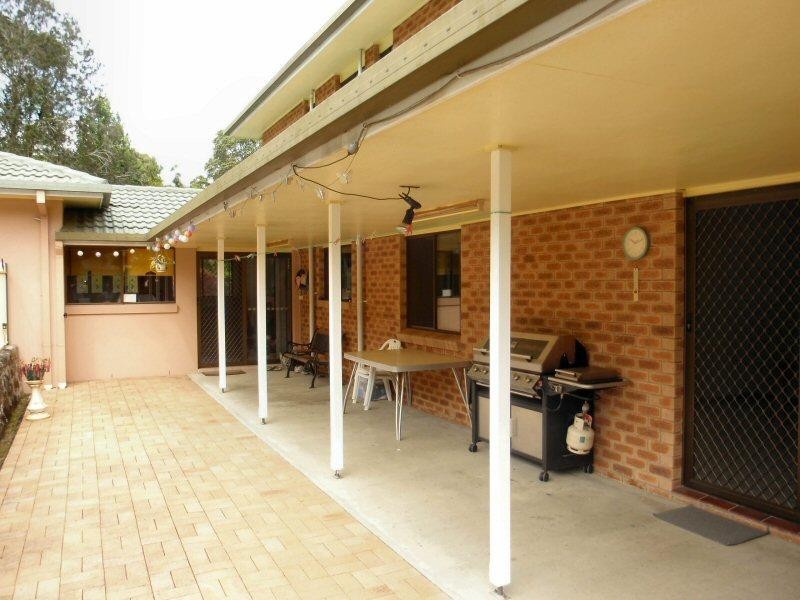 1 Matong Drive, Ocean Shores NSW 2483