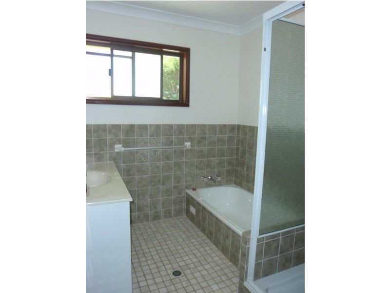 1 Matong Drive, Ocean Shores NSW 2483
