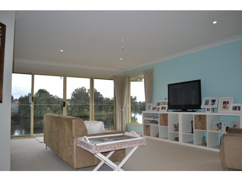 10 Konda Court, Ocean Shores NSW 2483