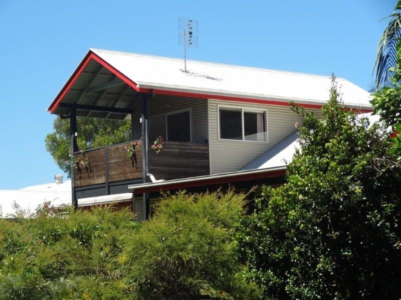 38 Mia Court, Ocean Shores NSW 2483