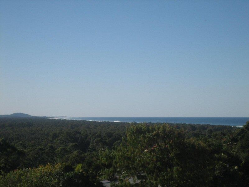 34 Warrambool Road, Ocean Shores NSW 2483