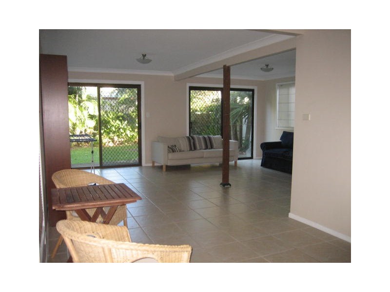 16 Gloria Street, South Golden Beach NSW 2483