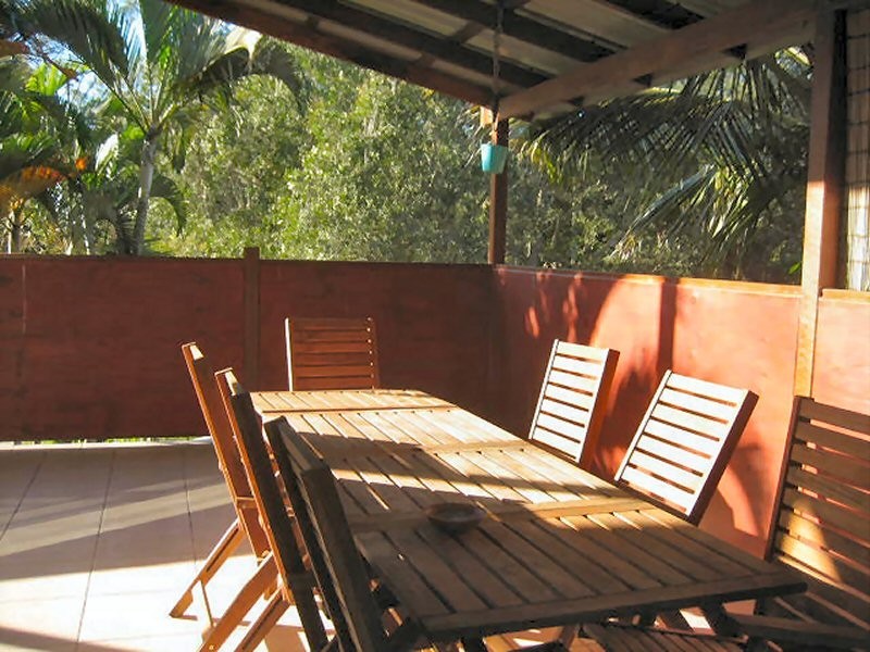 16 Gloria Street, South Golden Beach NSW 2483