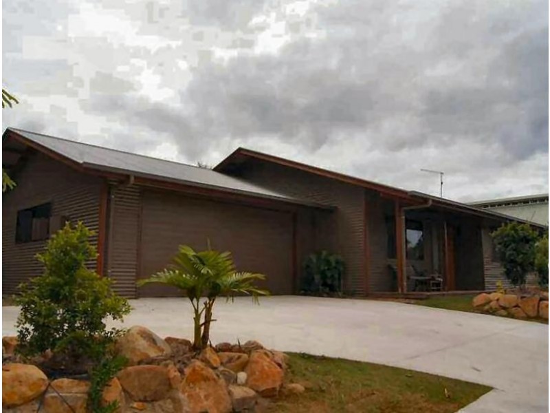 7 Shara Boulevarde, Ocean Shores NSW 2483