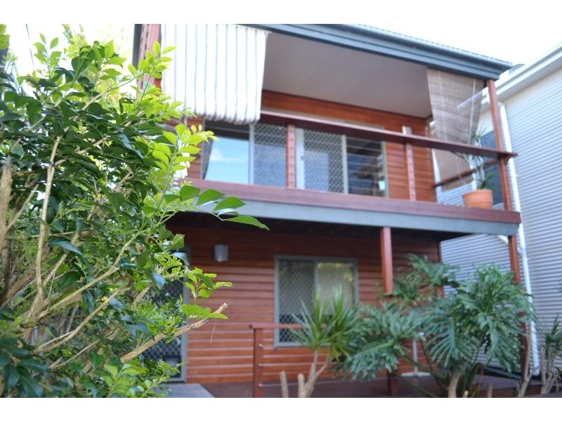 9 PACIFIC ESPLANADE, South Golden Beach NSW 2483