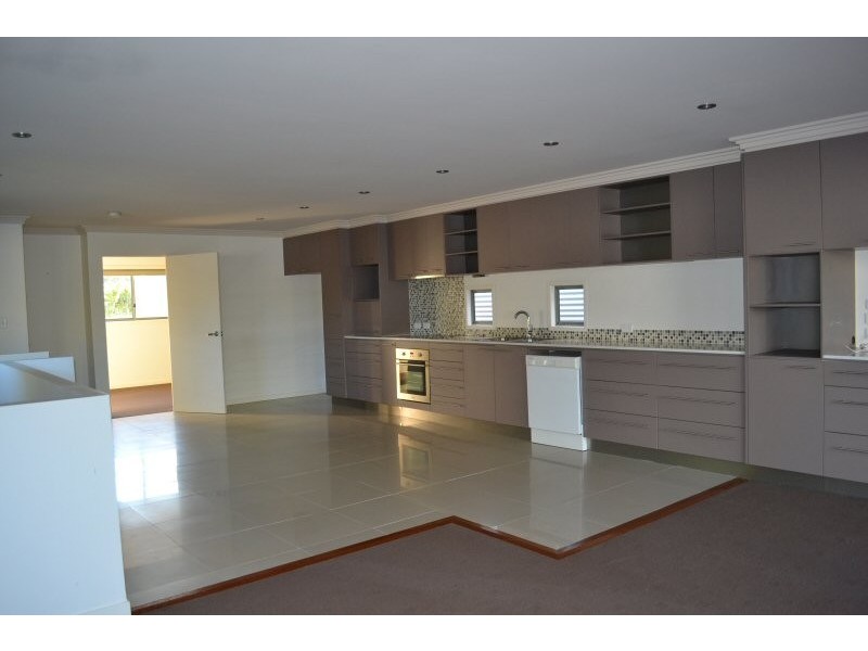 9 PACIFIC ESPLANADE, South Golden Beach NSW 2483