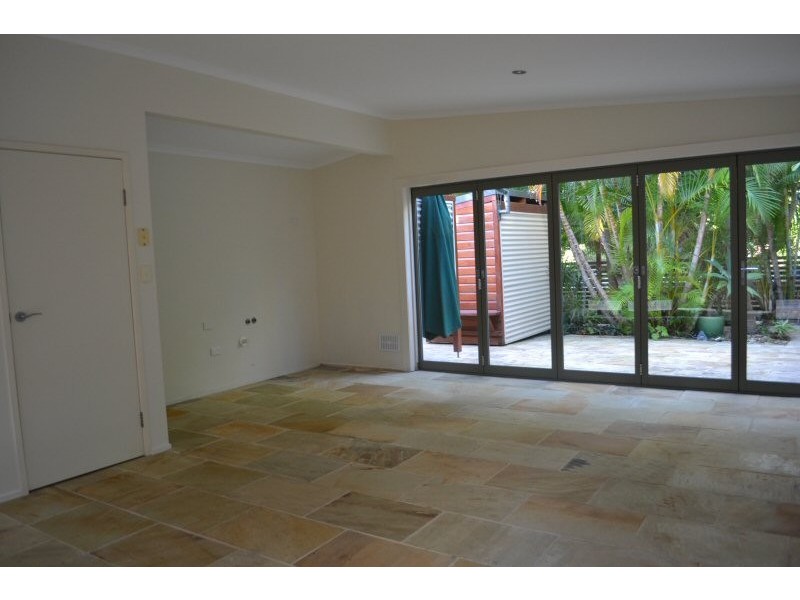 9 PACIFIC ESPLANADE, South Golden Beach NSW 2483