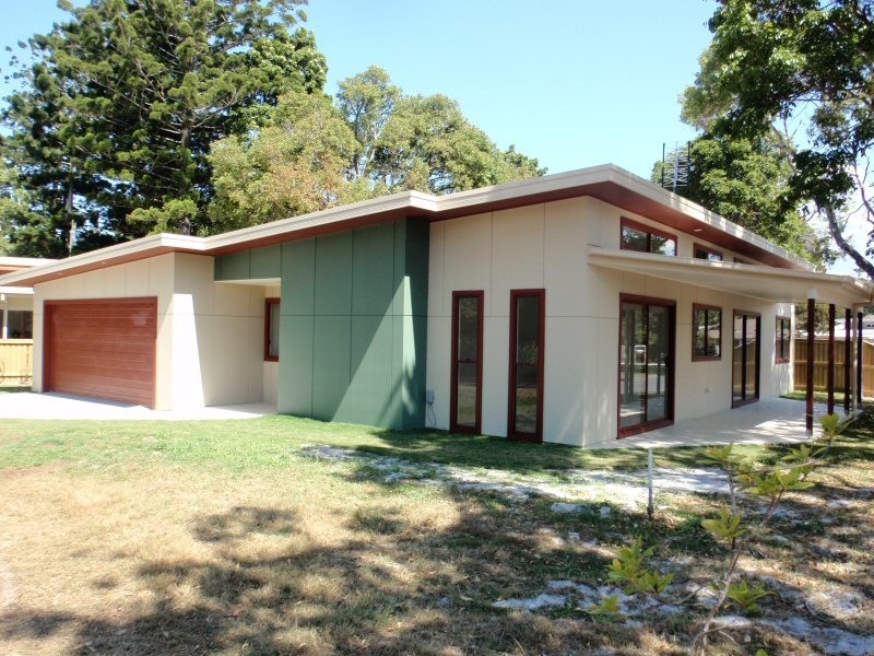 1/2 Gahwang Court, Ocean Shores NSW 2483