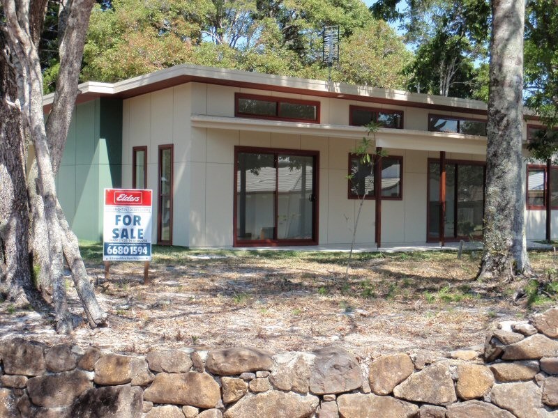 1/2 Gahwang Court, Ocean Shores NSW 2483