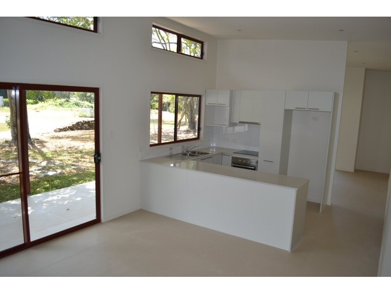 1/2 Gahwang Court, Ocean Shores NSW 2483