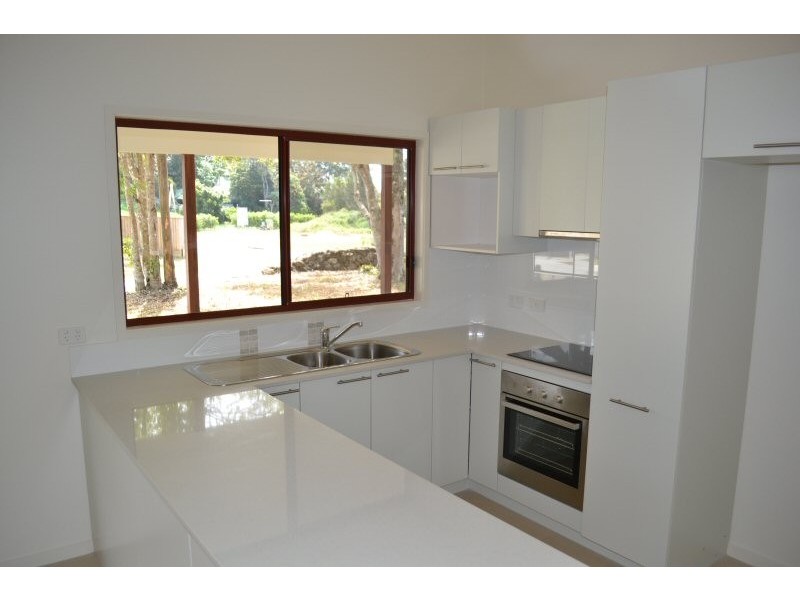 1/2 Gahwang Court, Ocean Shores NSW 2483