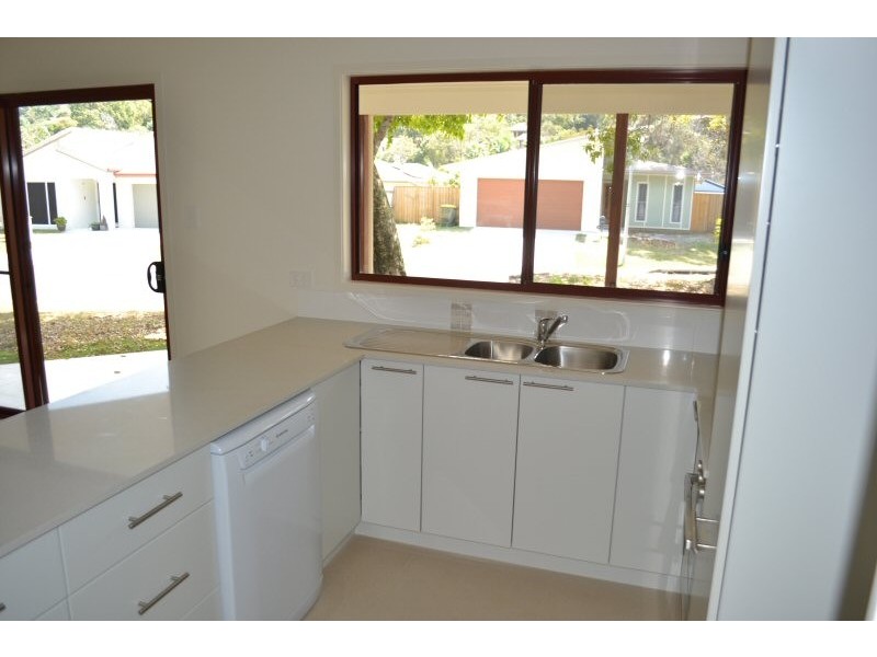 1/2 Gahwang Court, Ocean Shores NSW 2483