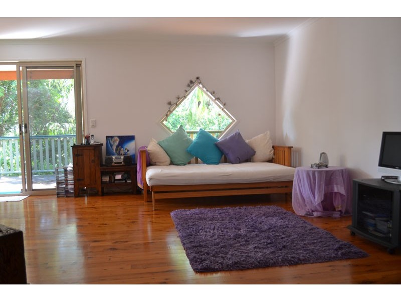 20 Mundurra Avenue, Ocean Shores NSW 2483