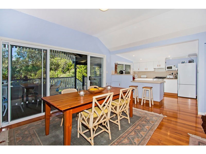 17 The Esplanade, New Brighton NSW 2483