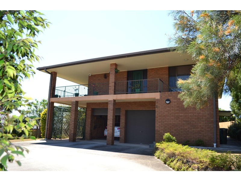 2 Bulgoon Crescent, Ocean Shores NSW 2483