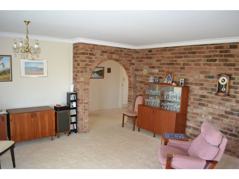 2 Bulgoon Crescent, Ocean Shores NSW 2483