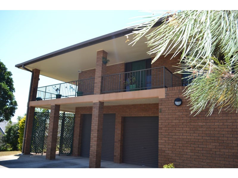 2 Bulgoon Crescent, Ocean Shores NSW 2483