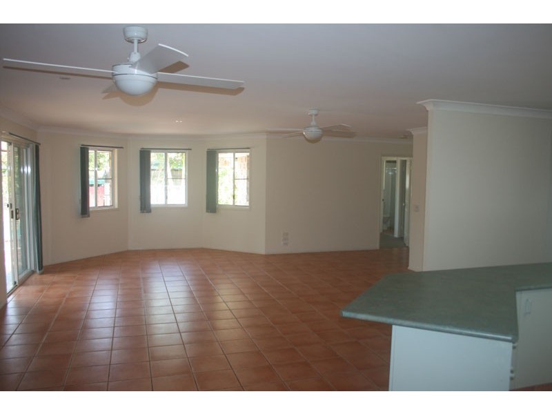 4 Konda Court, Ocean Shores NSW 2483