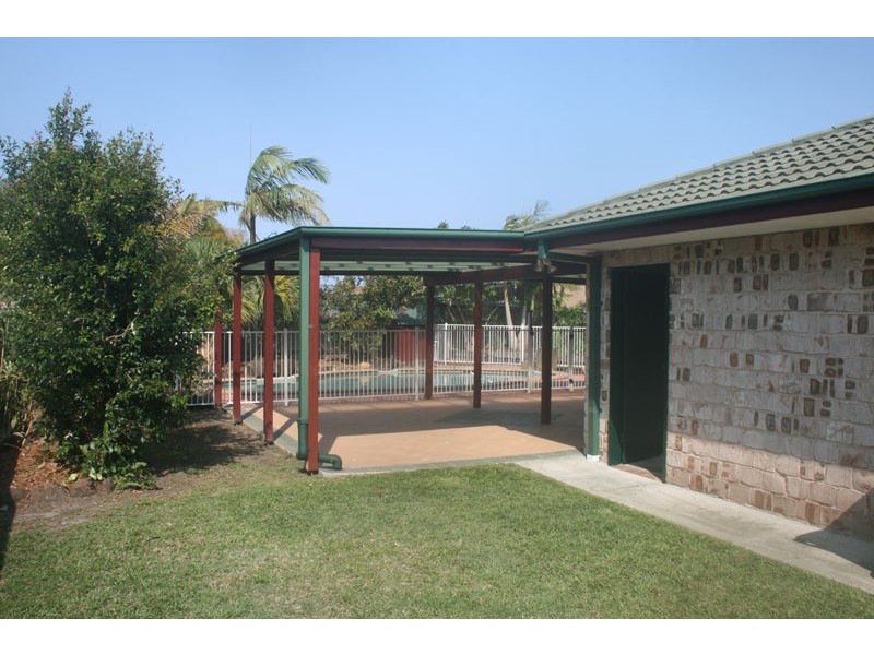 4 Konda Court, Ocean Shores NSW 2483