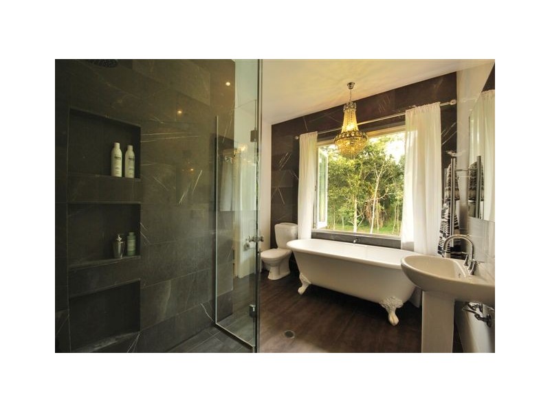 100 REDGATE ROAD, South Golden Beach NSW 2483