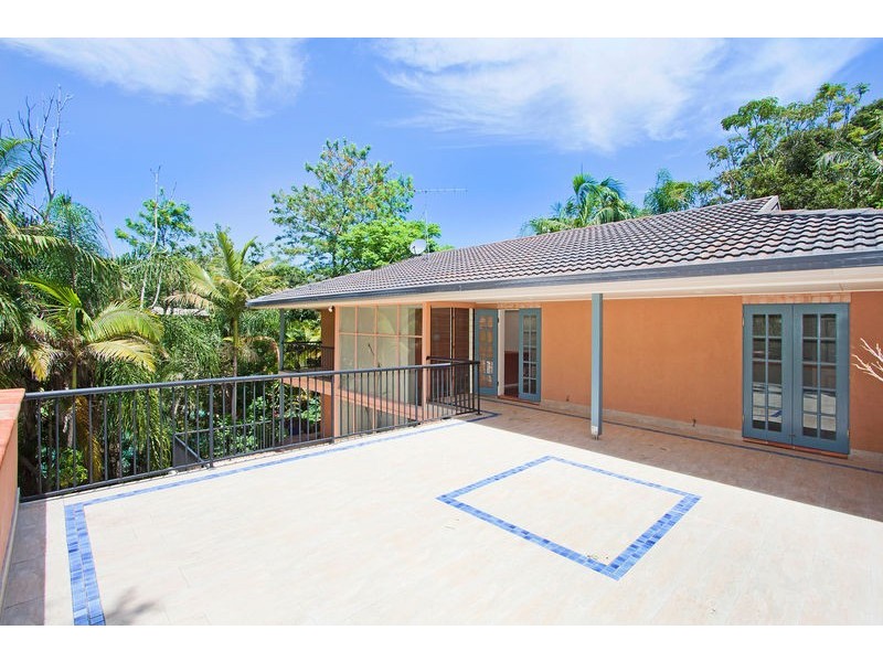 7 Binya Place, Ocean Shores NSW 2483