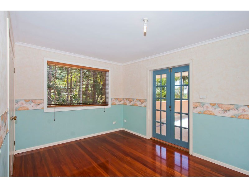 7 Binya Place, Ocean Shores NSW 2483