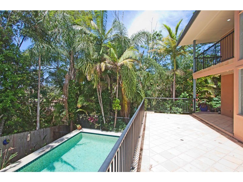 7 Binya Place, Ocean Shores NSW 2483