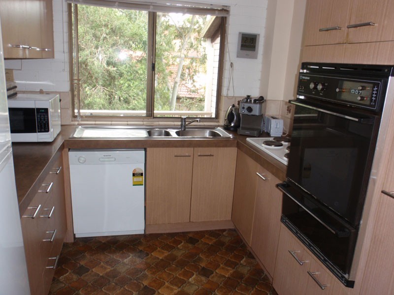 8/2 Duroon Court, Ocean Shores NSW 2483