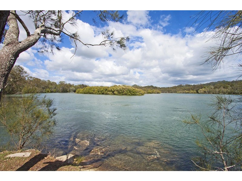 6 Riverside Crescent, Brunswick Heads NSW 2483