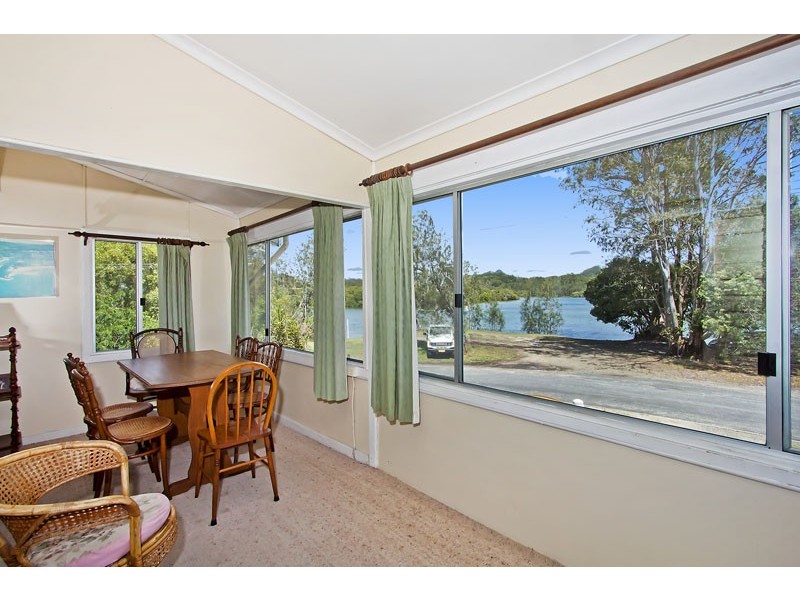 6 Riverside Crescent, Brunswick Heads NSW 2483