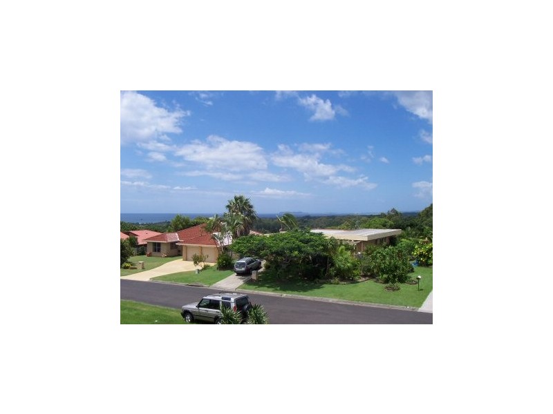 34 Yallakool Drive, Ocean Shores NSW 2483