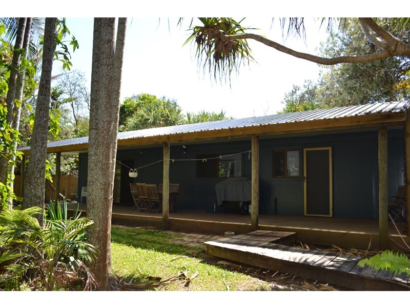 5 The Esplanade, New Brighton NSW 2483